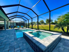 New house in Naples Reserve, Heated Pool. Close to 5th Ave, Marco Island, beach